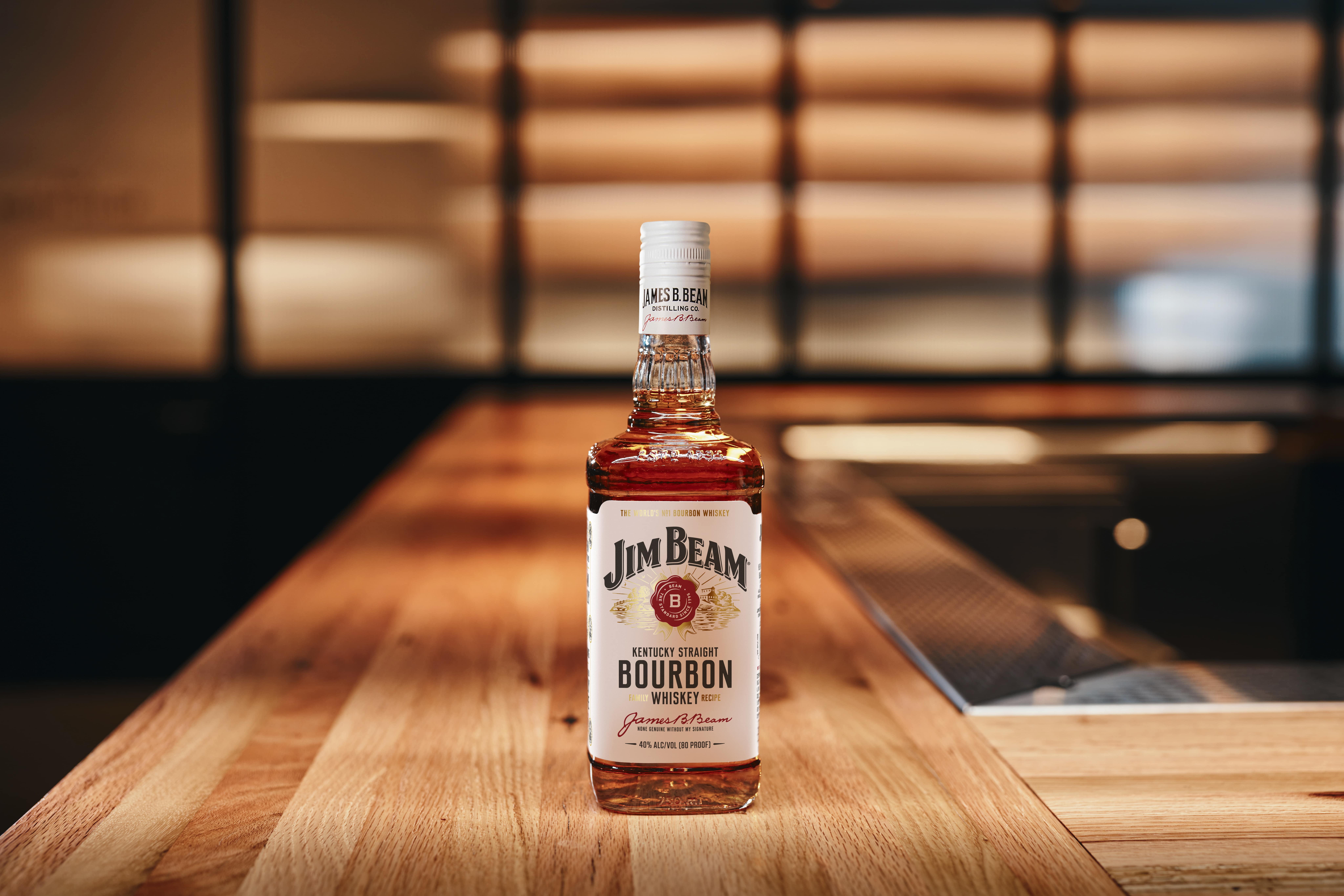 Jim Beam Bourbon Bottle Image. bottle image