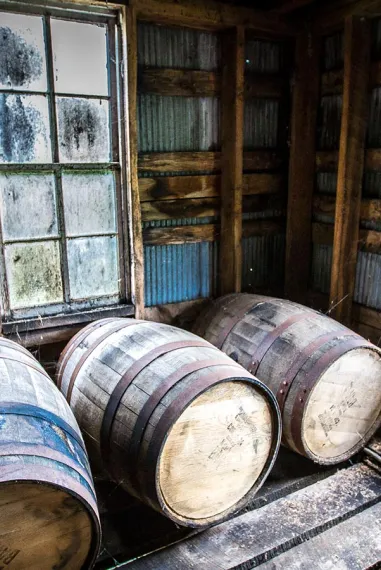 Barrels-Distillery-Handcrafted-Whiskey-LittleBook