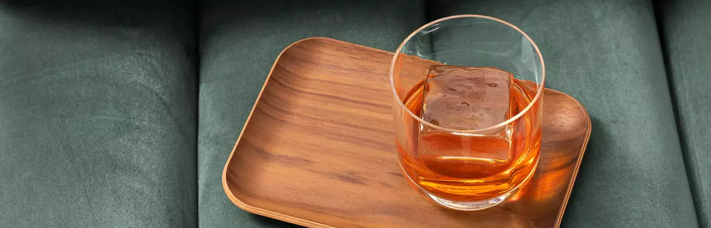 Glass of American Whisky Cocktail Clermont Steep