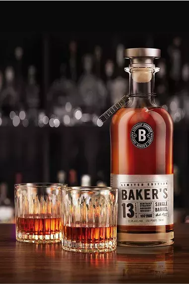 Drinks-Cocktails-Bottle-Bourbon-Whisky-Bakers