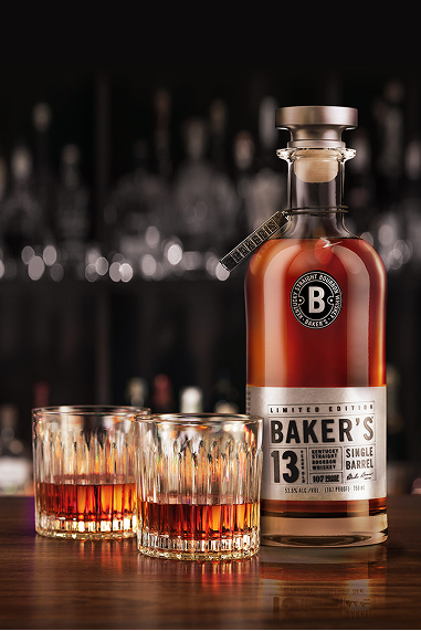 Drinks-Cocktails-Bottle-Bourbon-Whisky-Bakers